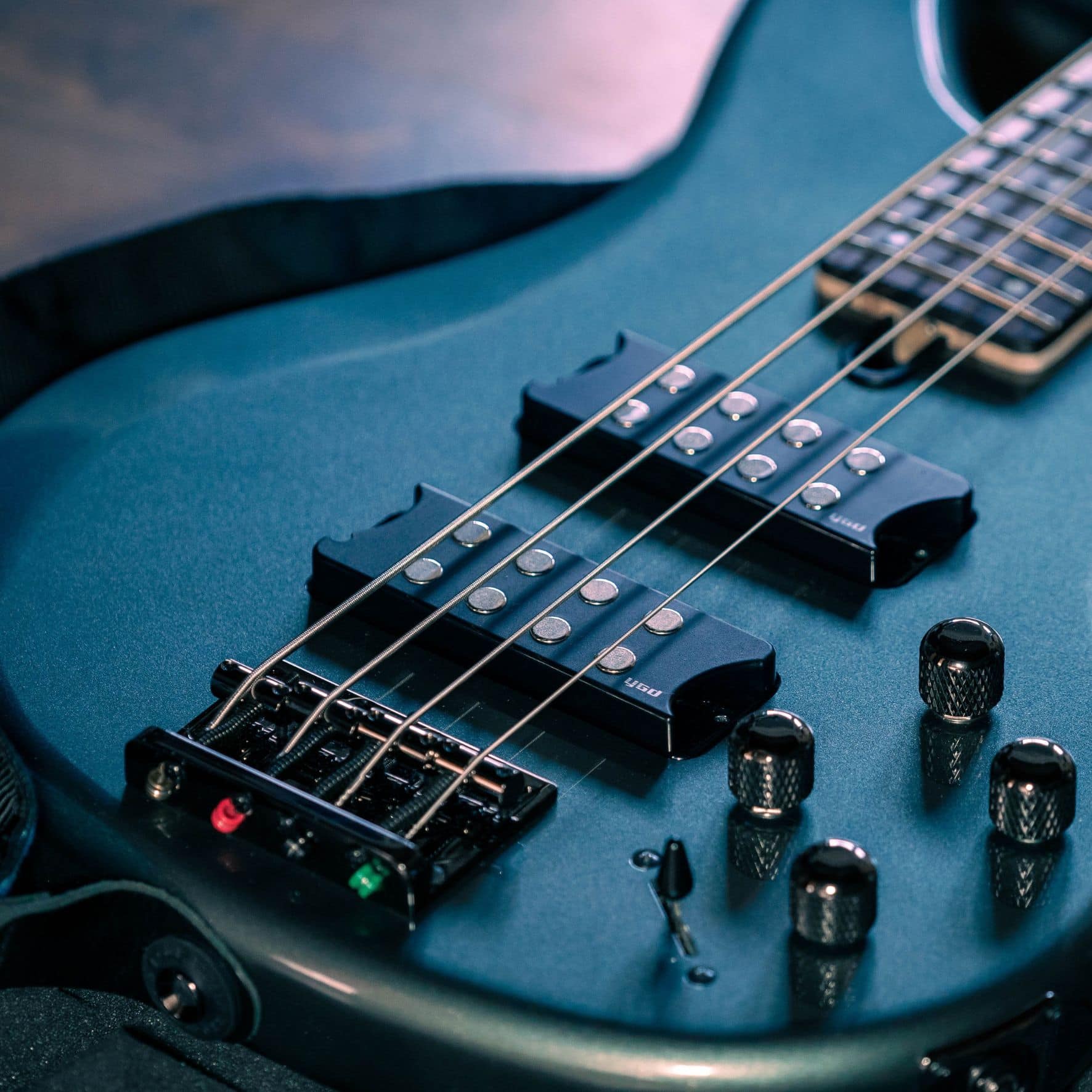 Bass Guitar Free Beginner Classes